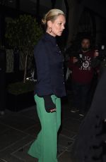 KATE MOSS Leaves Scott