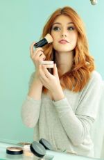 KATHERINE MCNAMARA Touches Up with Her Must-have Bareminerals Original Foundation01/31/2017