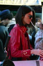 KENDALL JENNER Shopping in Portobello Road Market in Notting Hill 02/18/2017