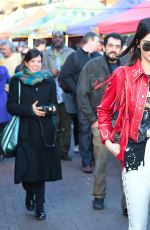 KENDALL JENNER Shopping in Portobello Road Market in Notting Hill 02/18/2017