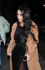 KIM KARDASHIAN Arrives at Craig