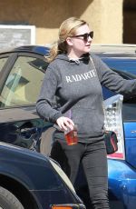KIRSTEN DENTIST Leaves a Dentist Office in Los Angeles 02/22/2017