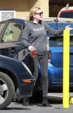 KIRSTEN DENTIST Leaves a Dentist Office in Los Angeles 02/22/2017