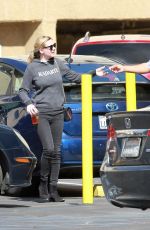 KIRSTEN DENTIST Leaves a Dentist Office in Los Angeles 02/22/2017