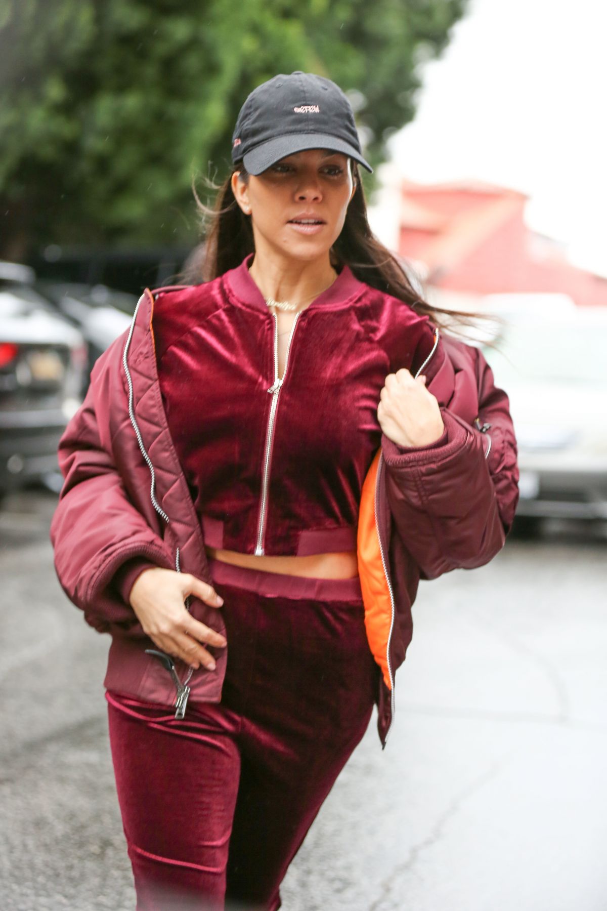 KOURTNEY KARDASHIAN Out in Woodland Hills 01/24/2017 KOURTNEY KARDASHIAN Out in Woodland Hills 01/24/2017