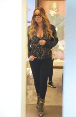 MARIAH CAREY Shoping for Shoes in Los Angeles 02/18/2017