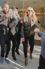MARIAH CAREY Shoping for Shoes in Los Angeles 02/18/2017