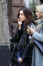 NAOMI WATTS and SOPHIE COOKSON Kissing on the Set of 