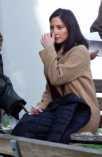 OLIVIA MUNN on the Set of 