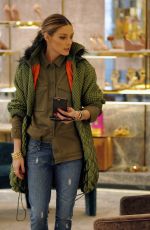 OLIVIA PALERMO Out Shopping in Milan 02/25/2017