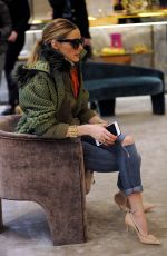 OLIVIA PALERMO Out Shopping in Milan 02/25/2017