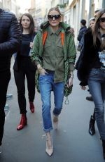 OLIVIA PALERMO Out Shopping in Milan 02/25/2017