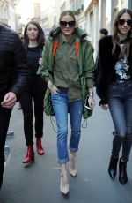 OLIVIA PALERMO Out Shopping in Milan 02/25/2017