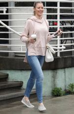 PAIGE BUTCHER Leaves a Starbucks in Studio City 02/06/2017
