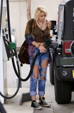 PARIS JACKSON at a Gas Station in Los Angeles 02/05/2017