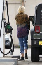 PARIS JACKSON at a Gas Station in Los Angeles 02/05/2017