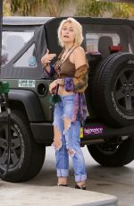 PARIS JACKSON at a Gas Station in Los Angeles 02/05/2017