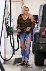 PARIS JACKSON at a Gas Station in Los Angeles 02/05/2017