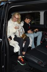PIXIE LOTT Out and About in Milan 02/25/2017