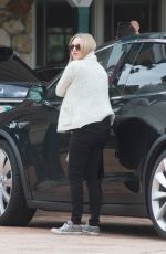 Pregnant AMANDA SEYFRIED Out and About in Los Angeles 02/272/197