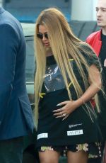 Pregnant BEYONCE Out and About in Beverly Hills 02/16/2017