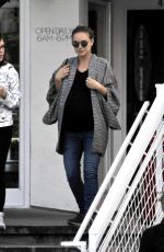 Pregnant NATALIE PORTMAN Out for Lunch in Silverlake 02/16/2017