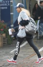 SARAH-JANE CRAWFORD Out in London 02/08/2017