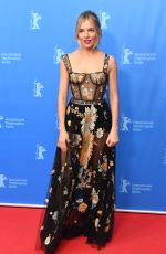 SIENNA MILLER at 