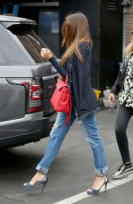 SOFIA VERGARA Out for Lunch in Beverly HIlls 02/27/2017