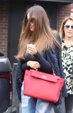 SOFIA VERGARA Out for Lunch in Beverly HIlls 02/27/2017