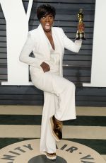 VIOLA DAVIS at 2017 Vanity Fair Oscar Party in Beverly Hills 02/26/2017