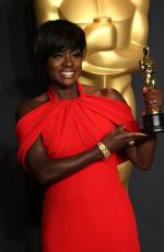 VIOLA DAVIS at 89th Annual Academy Awards in Hollywood 02/26/2017