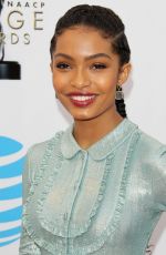 YARA SHAHIDI ar 48th Naacp Image Awards in Pasadena 02/11/2017