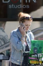 AMY ADAMS Shopping at a Supermarket in Beverly Hills 03/12/2017
