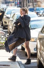 AMY SCHUMER Arrives at Her Hotel in New York 03/06/2017