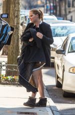 AMY SCHUMER Arrives at Her Hotel in New York 03/06/2017