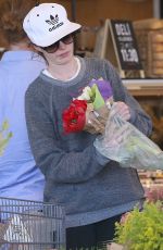 ANNE HATHAWAY Out Shopping Goes Flower in Beverly Hills 03/24/2017