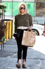 ASHLEY BENSON Shopping at Grocery Store in West Hollywood 03/23/2017
