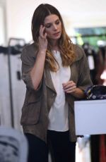 ASHLEY GREENE Shopping at Abbot Kinney Boulevard in Venice 03/20/2017