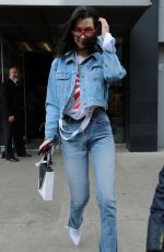 BELLA HADID in Jeans Leaves Her Apartment in New York 03/18/2017 - superiorpics celebrity forums