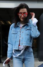 BELLA HADID in Jeans Leaves Her Apartment in New York 03/18/2017 - superiorpics celebrity forums