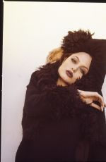 BEst from the Past - 20 Years Old ANGELINA JOLIE on the Set of a Photosoot, 1995 