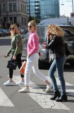 CHIARA FERRAGNI Out Shopping in Milan 03/10/2017