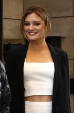 CHRISTINE EVANGELISTA Arrivees at Four Seasons Hotel in New York 03/02/2017