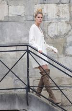 DOUTZEN KROES on the Set of L