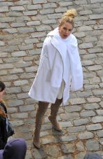DOUTZEN KROES on the Set of L