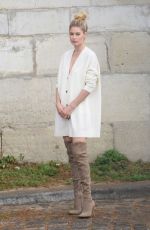 DOUTZEN KROES on the Set of L