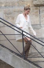 DOUTZEN KROES on the Set of L