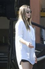 ELIZABETH OLSEN Leaves Dry Cleaners in Beverly Hills 03/13/2017