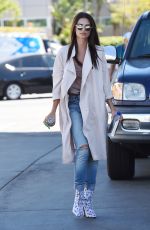EMILY RATAJKOWSKI Out and About in Los Angeles 03/29/2017